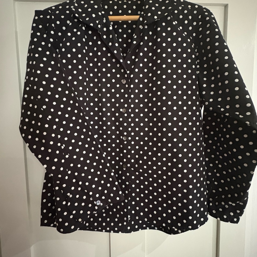 Dotty: Crisp Cotton Blouse